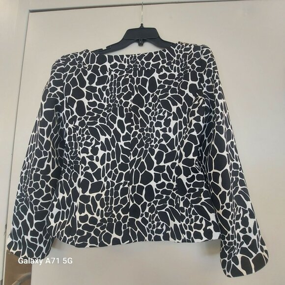 Isabella Size 10 Womans Blazer, Black and White, Animal Print, Lined, $Front Hid - Picture 2 of 7